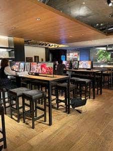 スターバックス コーヒー 銀座 蔦屋書店