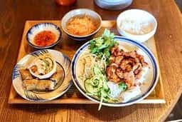 ダラットマリムラ