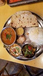インディアンレストラン アールティ