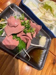 もつ焼き 肉刺し かのう 辻堂