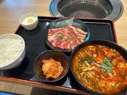 安楽亭 足立加平店