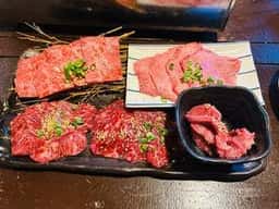 焼肉 三年目の浮気 八丈島店