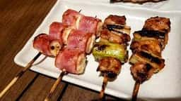 炭火焼鳥 とりしょう