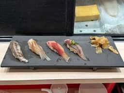 立食い鮨 鈴な凛 アソビル