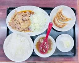 珍来三郷駅前店