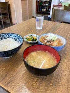 秀月食堂