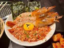ハヌリ 新宿三丁目店