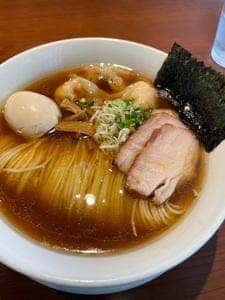 支那そば かでかる