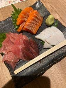 串と肴 まる人