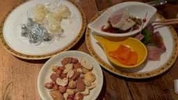 ライブラリーラウンジ シルク ロイヤルパークホテル高松