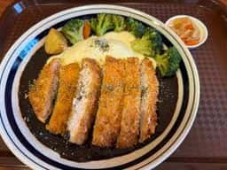 カツカレーそれは…愛