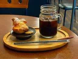 ぴらにやカフェ