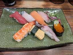 すし市場 正 本店