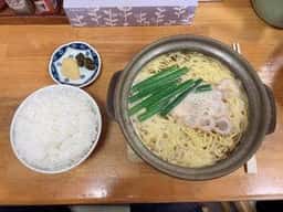 鍋焼きラーメン千秋