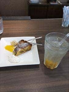 デザートとコーヒー あきし乃