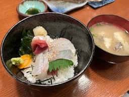 炙りダイニング ろばた焼き たる平