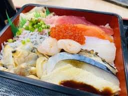 海鮮丼 COCOROTUS