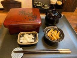 銀座三代目うな子