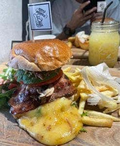 アピッツバーガー