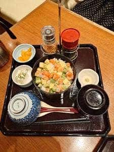 おひつとお膳 錦屋