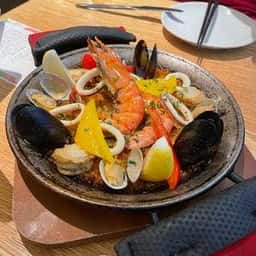 ウォルプタス 東京駅グランルーフ店