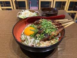 炭火焼き 鶏笑軍
