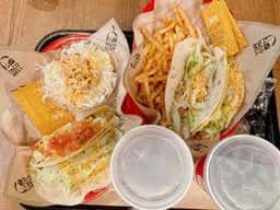 TACO BELL 神保町店