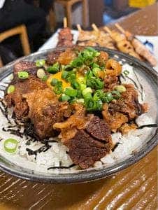 煮込みホルモン串 てるぼーず