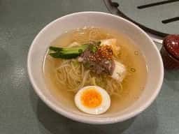 元祖平壌冷麺屋 本店