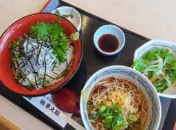 雅楽之助 初生店