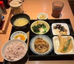 やよい軒 豊洲店