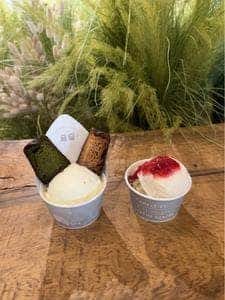 カヌレとアイス 東京・ハラカド店