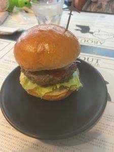 ダグズ・バーガー 石垣島店