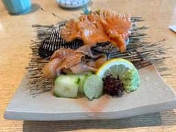 漁亭浜や かわまちてらす閖上店