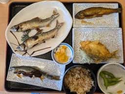 川口やな