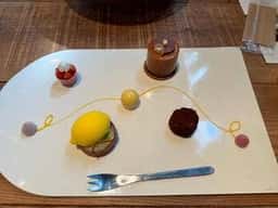 キャトルエピス 富士店