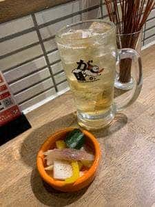 骨付鳥、からあげ、ハイボール がブリチキン。高田馬場店