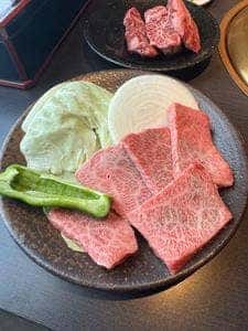 肉工房 初栄
