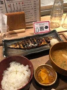 室町干物食堂 めしさんど