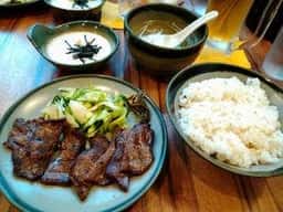 牛たん塩焼テールスープの店 べこ虎