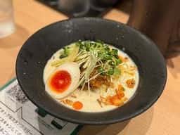 ホルモンラーメン8910白寿 赤坂店