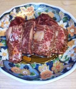 焼肉 RAF