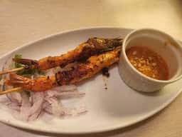 ロイヤルホスト 西堀通店