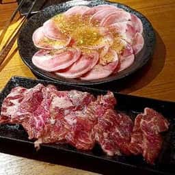 肉屋の炭火焼肉 和平 出雲天神店