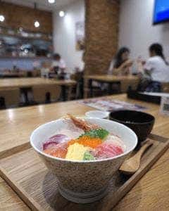 かねかつ食堂