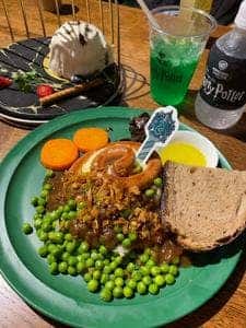 バックロットカフェ