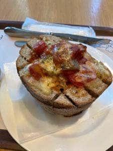 Tarny Bakery Cafe