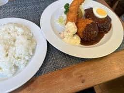 洋食屋 ワタナベ