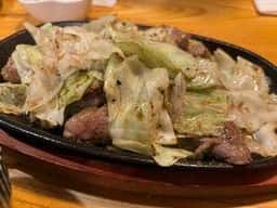 ホルモン料理もつたけ