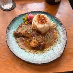 curry hut & petit bistro BAKE